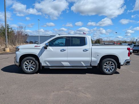 Used 2020 Chevrolet Silverado 1500 LTZ AWD/4WD image 4