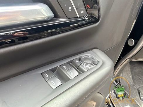 Used 2026 Chevrolet Tahoe High Country w/ Sun And Tow Package AWD/4WD image 11