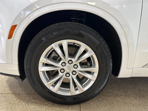 Used 2024 Cadillac XT6 Luxury w/ LPO, Floor Liner Package image 5