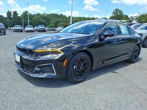 New 2026 Kia K5 LXS FWD image 8