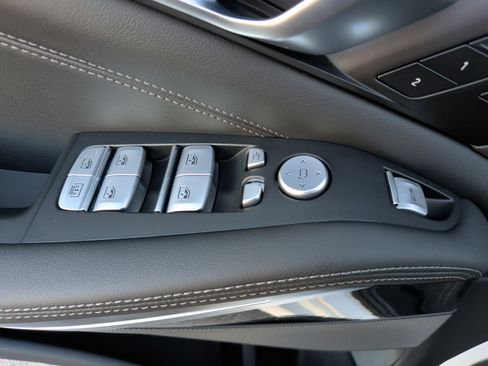 Certified 2025 BMW X7 xDrive40i w/ M Sport Package image 27