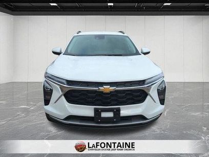 Used 2025 Chevrolet Trax LT