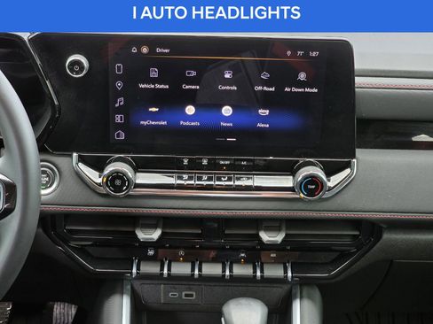 Used 2023 Chevrolet Colorado Z71 w/ Advanced Trailering Package image 19