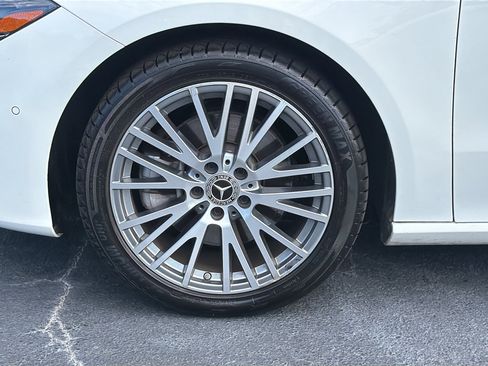 Used 2025 Mercedes-Benz CLA 250 4MATIC image 32