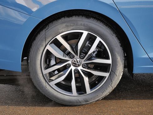 New 2026 Volkswagen Jetta SE image 5