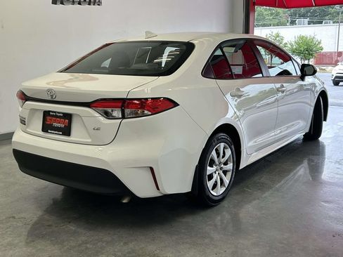 Used 2026 Toyota Corolla LE FWD image 3