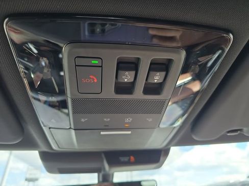 New 2025 Mitsubishi Outlander SEL image 24