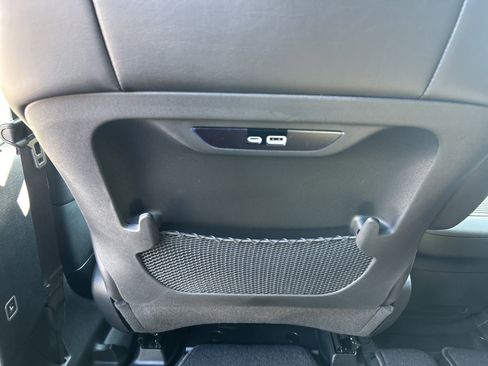 New 2026 Chrysler Pacifica Limited w/ S Appearance Package image 36