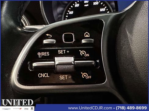 Used 2022 Mercedes-Benz GLC 300 4MATIC image 22