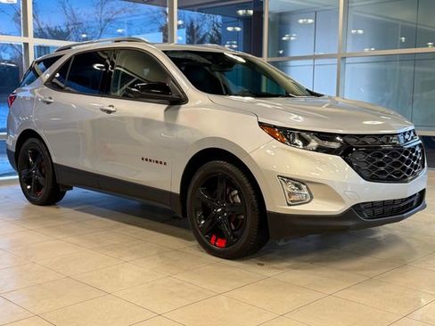 Used 2020 Chevrolet Equinox Premier w/ Premier Redline Edition image 6