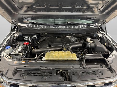 Used 2020 Ford Expedition XLT RWD image 12