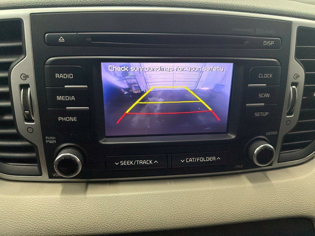 Used 2018 Kia Sportage LX FWD image 17
