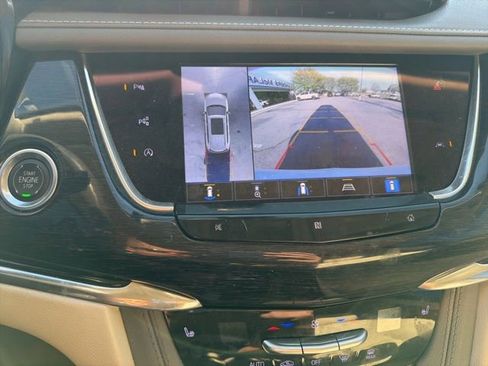 Used 2021 Cadillac XT6 Premium Luxury image 14