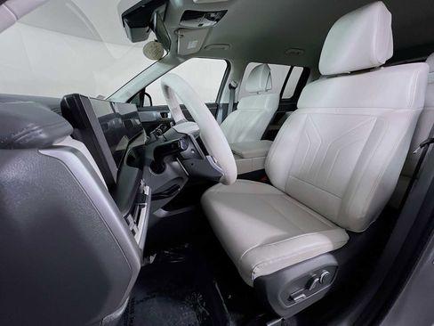 Certified 2025 Hyundai Santa Fe SEL image 21