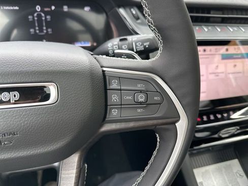 New 2026 Jeep Grand Cherokee L Limited AWD/4WD image 25