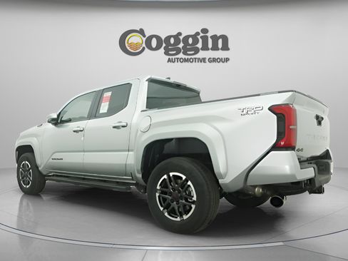 New 2025 Toyota Tacoma TRD Sport AWD/4WD image 13