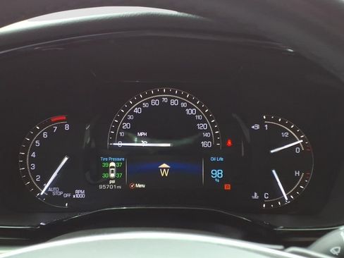 Used 2019 Cadillac XT5 Premium Luxury FWD image 12