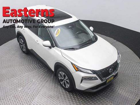 Used 2023 Nissan Rogue SV w/ SV Premium B Package AWD/4WD image 5