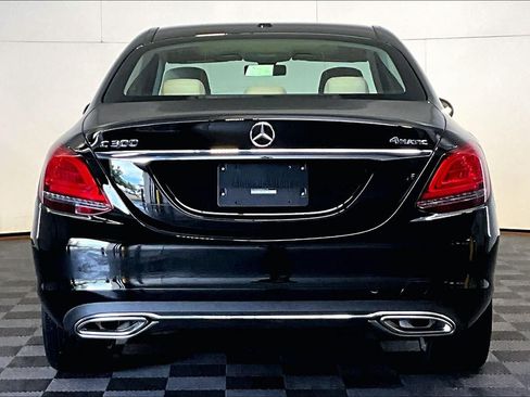Used 2021 Mercedes-Benz C 300 4MATIC Sedan image 5