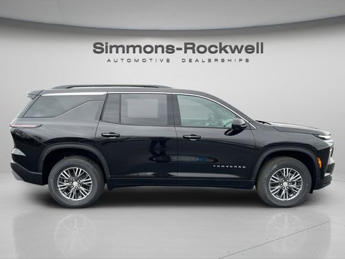 New 2026 Chevrolet Traverse LT w/ Driver Confidence Package image 8