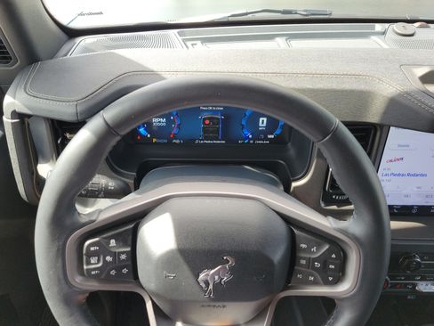 Used 2025 Ford Bronco Badlands AWD/4WD image 21