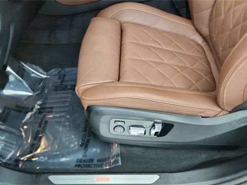 Used 2026 BMW X5 sDrive40i image 33