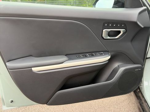 New 2026 Kia K4 GT-Line w/ GT-Line Premium Package FWD image 17