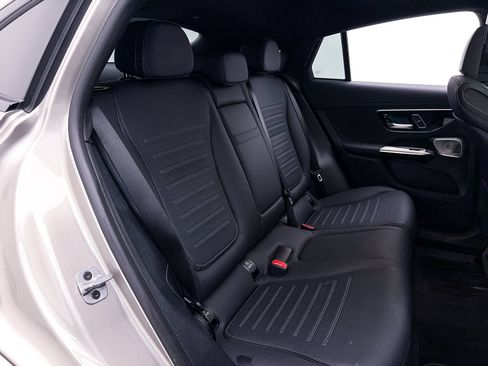 Used 2024 Mercedes-Benz GLC 300 4MATIC w/ AMG Line image 38