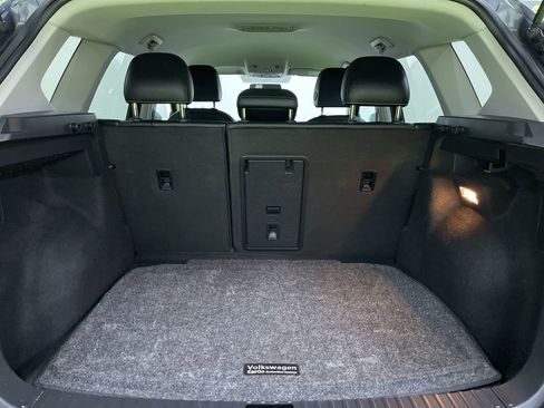 Used 2022 Volkswagen Taos SE image 27