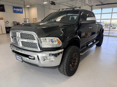 Used 2017 RAM 2500 Laramie w/ Off Road Package AWD/4WD image 9