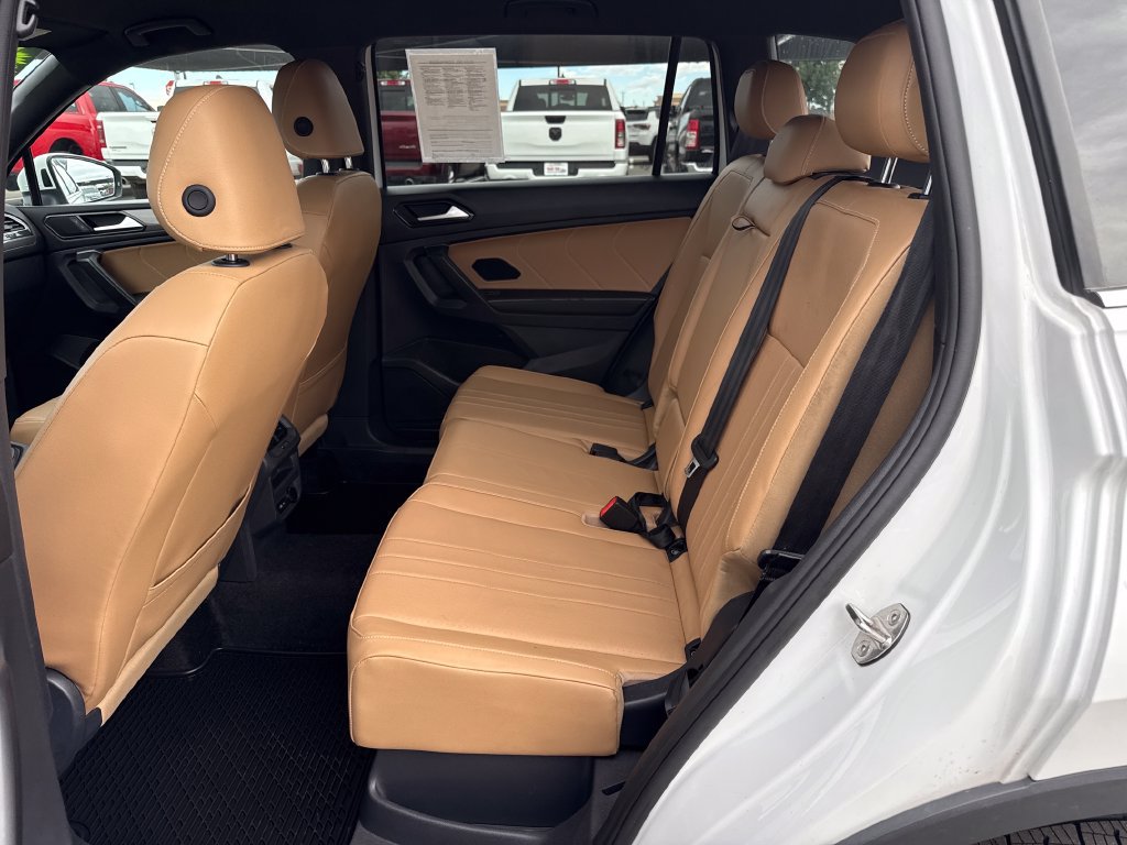 Used 2024 Volkswagen Tiguan SE AWD/4WD image 25