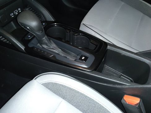 Used 2021 Chevrolet TrailBlazer LT w/ Convenience Package FWD image 26