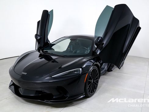 Used 2023 McLaren GT image 5