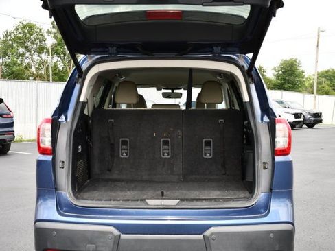 Used 2019 Subaru Ascent Limited AWD/4WD image 31
