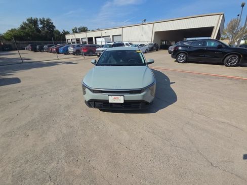 Used 2025 Kia K4 FWD image 5