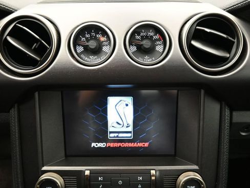 Used 2017 Ford Mustang Shelby GT350 RWD image 19