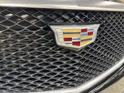 Used 2022 Cadillac XT5 Sportv image 38