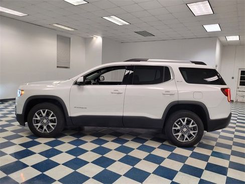 Used 2023 GMC Acadia SLT image 4