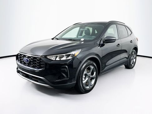 Used 2025 Ford Escape ST-Line image 3