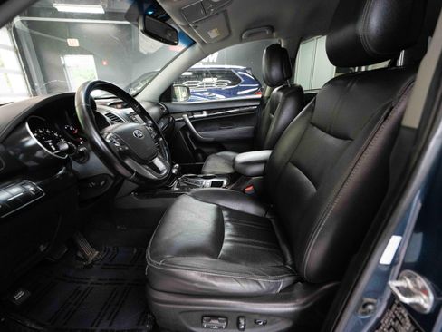 Used 2014 Kia Sorento EX AWD/4WD image 9