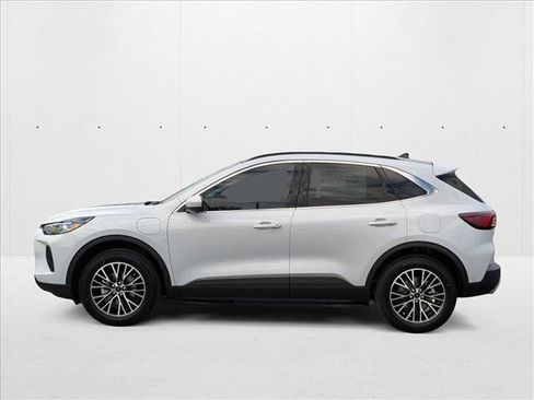 New 2025 Ford Escape SE w/ PHEV Premium Package FWD image 8