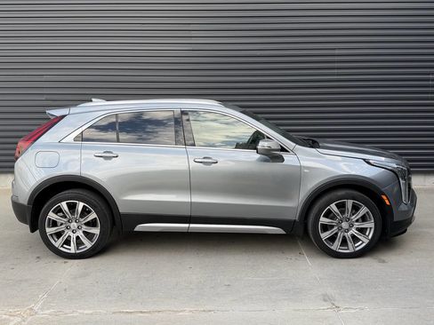 Used 2023 Cadillac XT4 Premium Luxury image 10