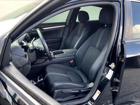 Used 2019 Honda Civic Sport image 24
