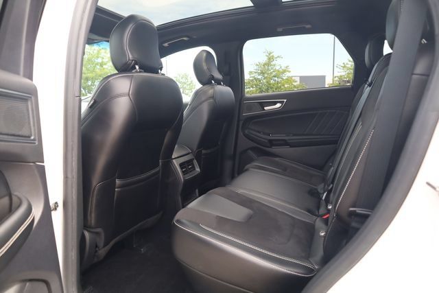 Used 2019 Ford Edge ST w/ Convenience Package AWD/4WD image 23