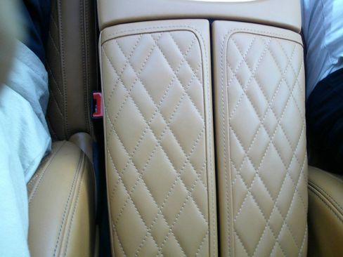 Used 2021 BMW 750i xDrive w/ Luxury Rear Seating Package AWD/4WD image 82