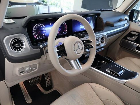 Certified 2025 Mercedes-Benz G 550 image 5