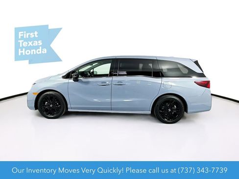 Used 2025 Honda Odyssey Sport-L image 4