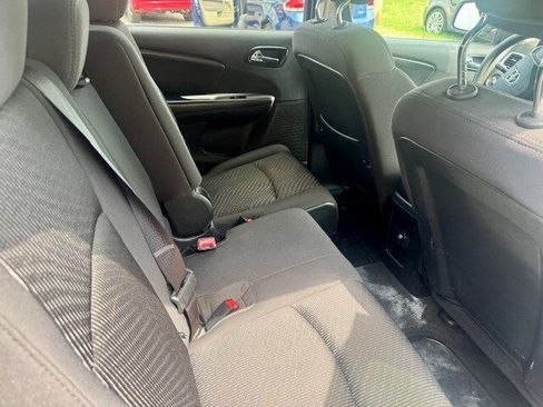 Used 2013 Dodge Journey SXT w/ Comfort/Convenience Group image 11