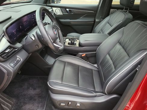 Used 2025 Buick Enclave Avenir w/ Trailering Package, 5000 lbs. FWD image 20