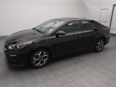 Used 2021 Kia Forte Sedan FWD image 2